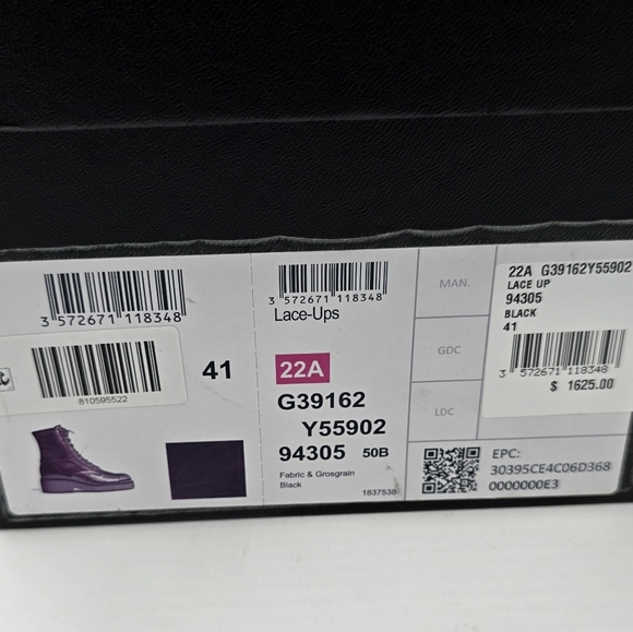 Chanel 2022 interlocking CC logo combat boots. - Picture 9 of 9